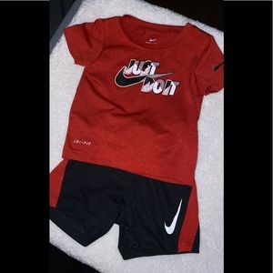 Nike Summer Set